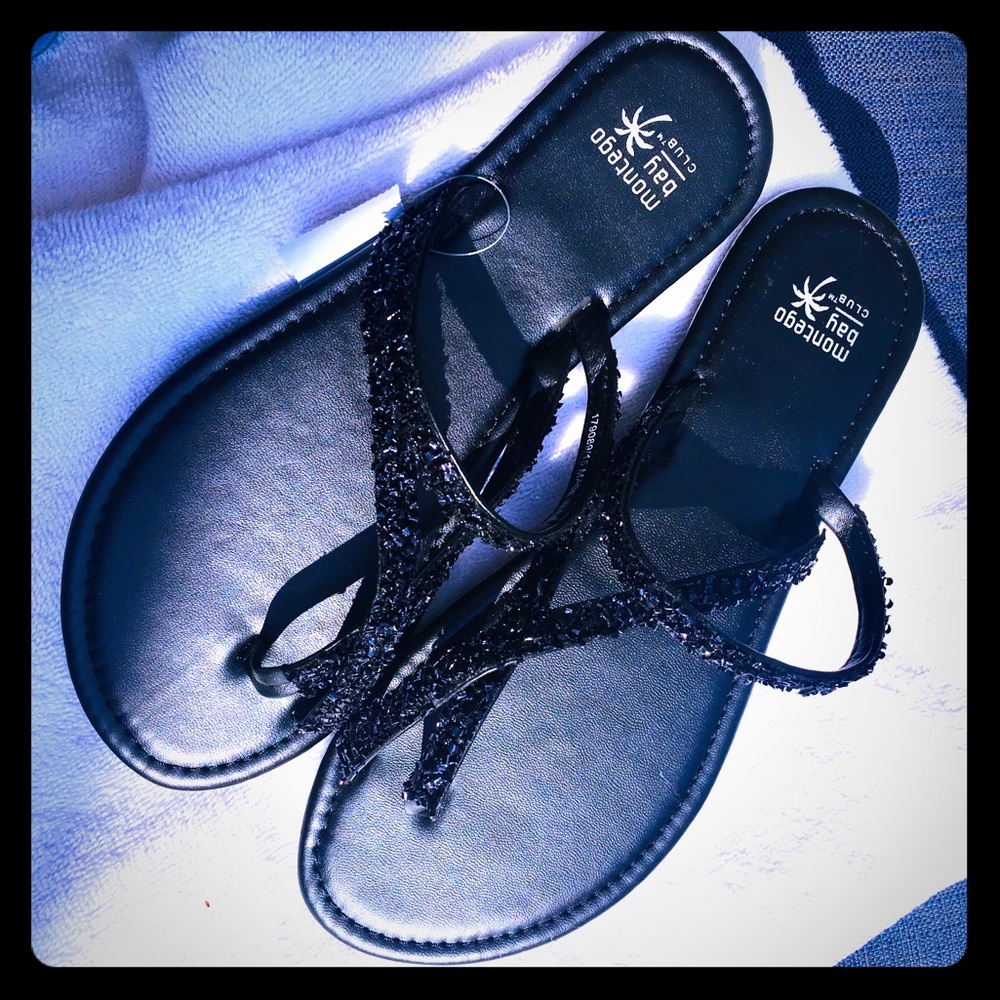 ‼️ NWT ‼️ END OF SUMMER SALE Black Beaded Sandals